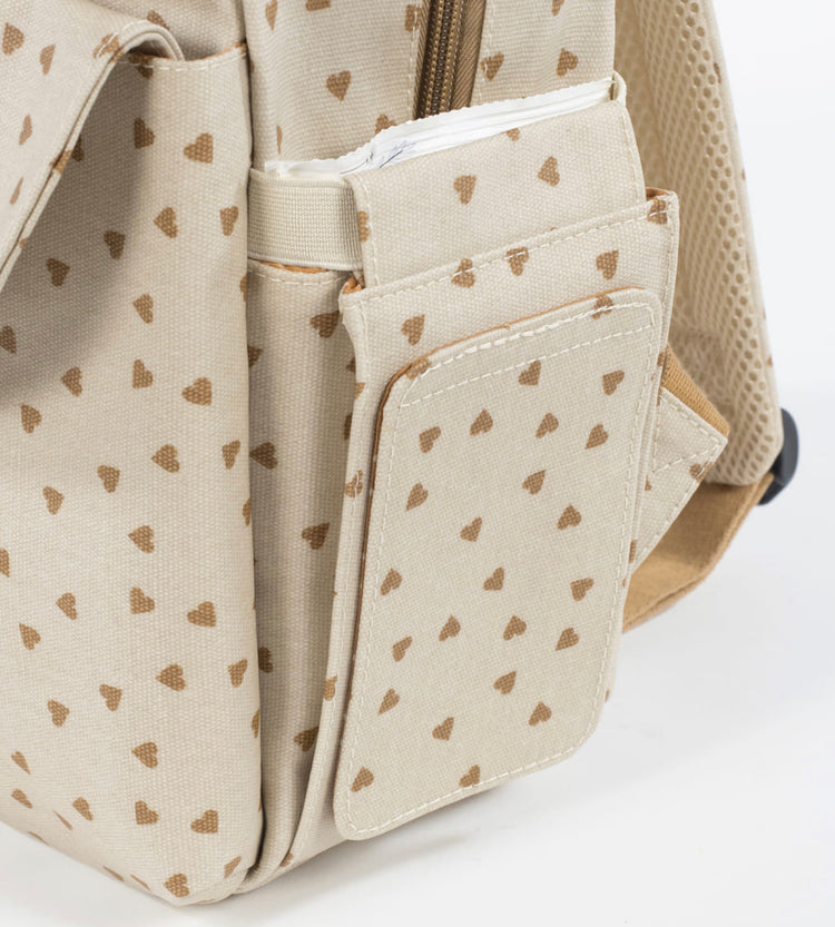 MOCHILA CORAZONES POPPY CANELA