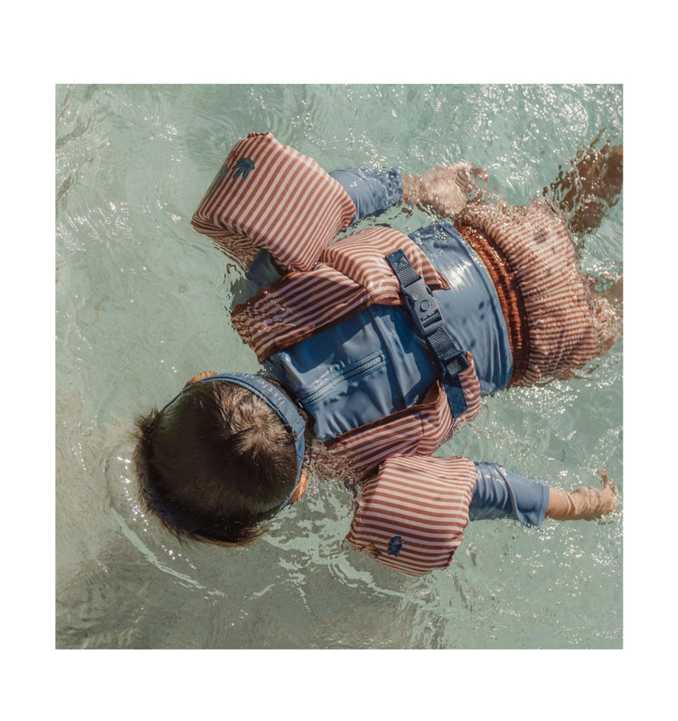 Chaleco con Manguitos Ocean World Brown
Little Dutch