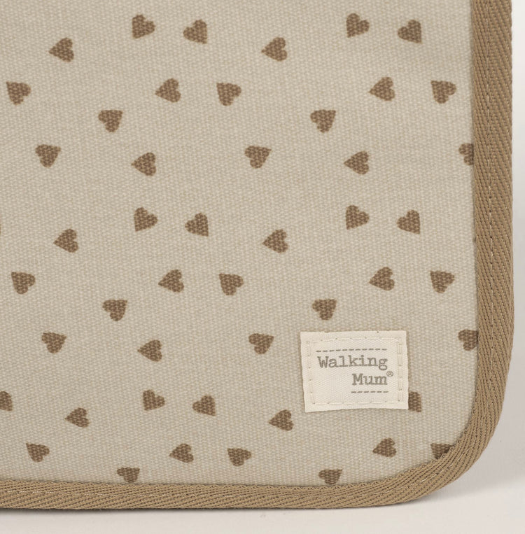 Libro Nacimiento Poppy Corazones Canela Walking Mum