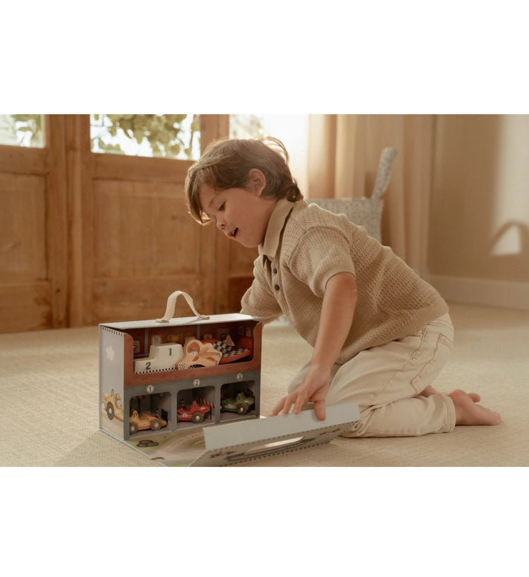 Caja de Juego con Pista de Carreras FSC
Little Dutch