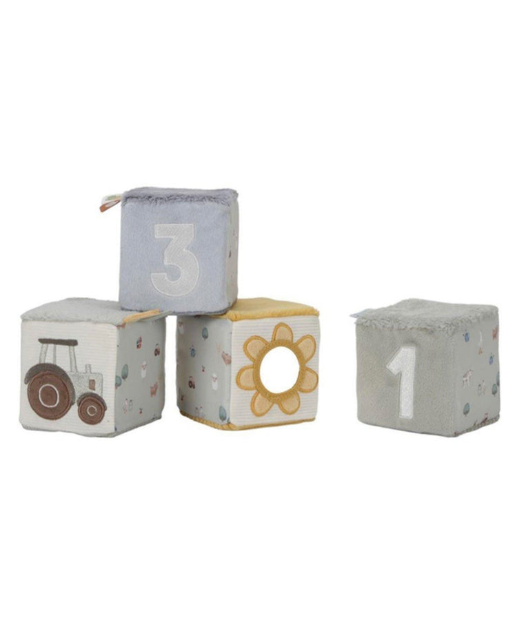 4 Cubos Apilables Blanditos Little Farm
Little Dutch