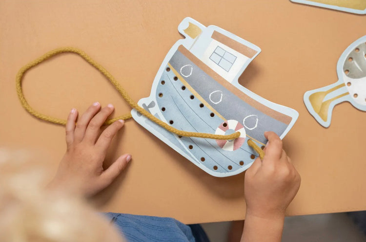 Tarjetas para enlazar cordones Sailors Little Dutch