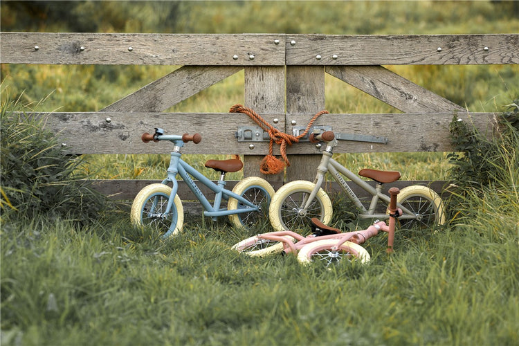 BICICLETA DE EQUILIBRIO ROSA MATE LITTLE DUTCH